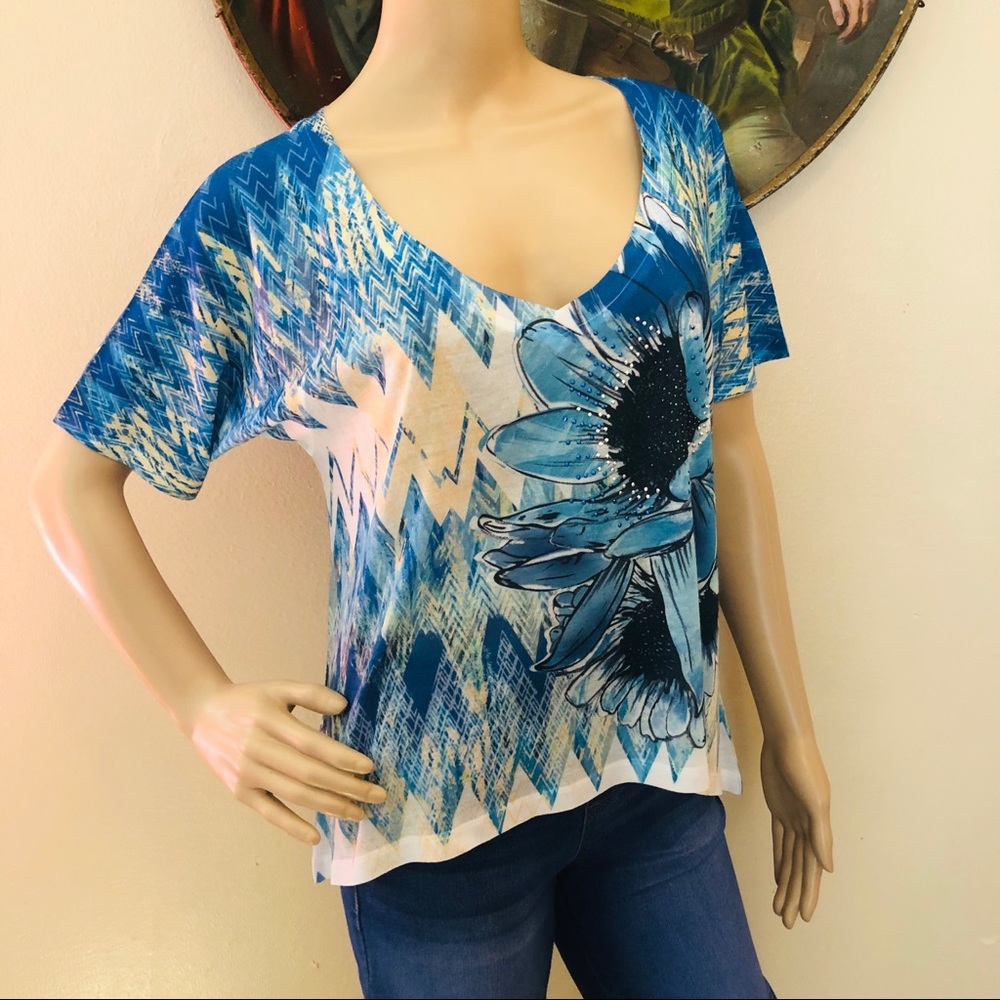 Live To Be Spoiled Top. Sz L